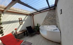 Casas Toya Jacuzzi